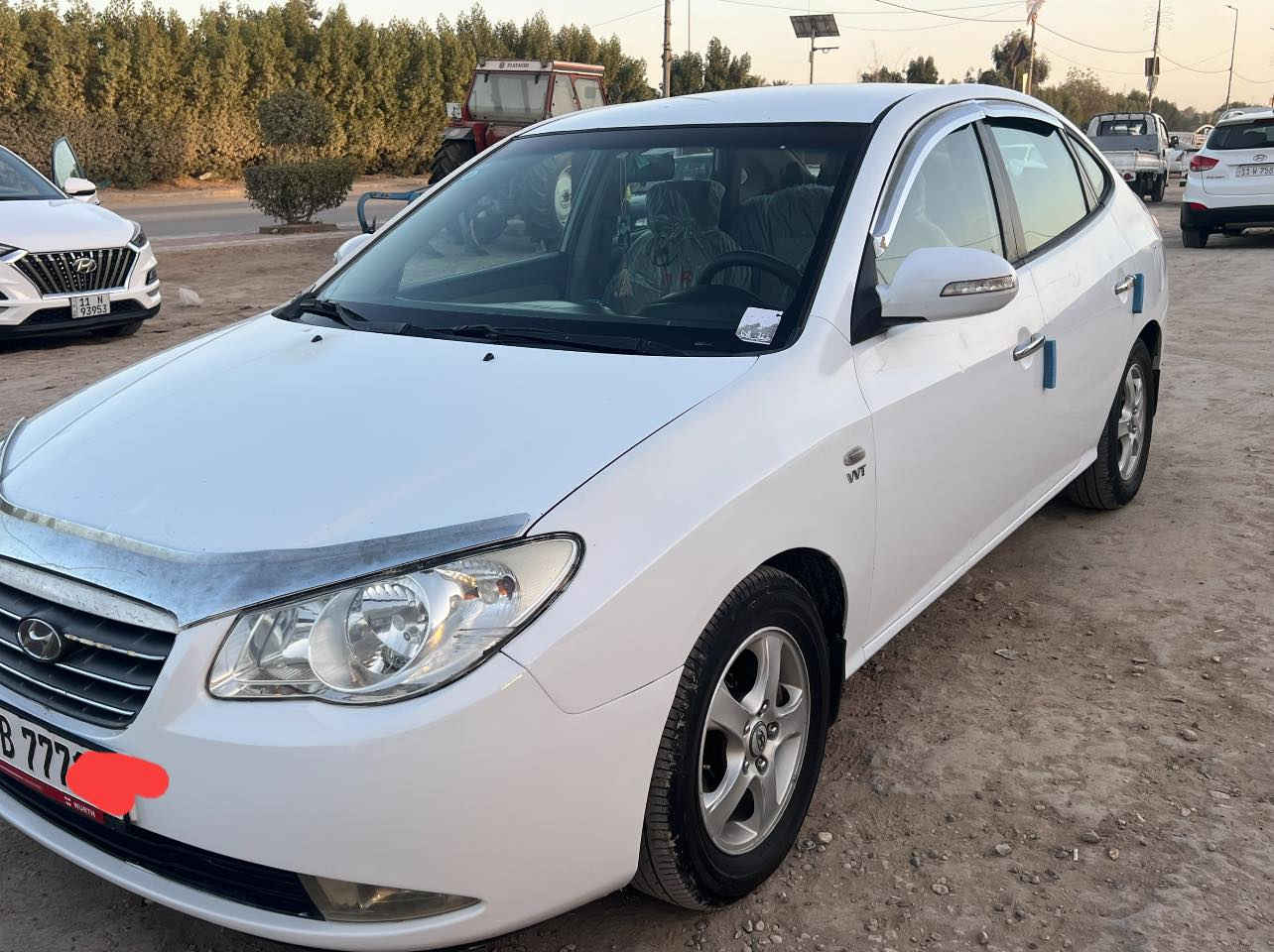 السلام عليكم 

النترا افانتي 2007
محرك وكير مكفول
صدر الامامي جديد والخلفي نص عمر
تخم تاير جديد قبل فتره شاده 
تبريد كلش بارد 
تدفئه شغاله 
محرك 1600 
بغداد
السياره بيها 4قطع  صبغ 
السعر اتصل على الرقم
هـ. ***********
بابل
