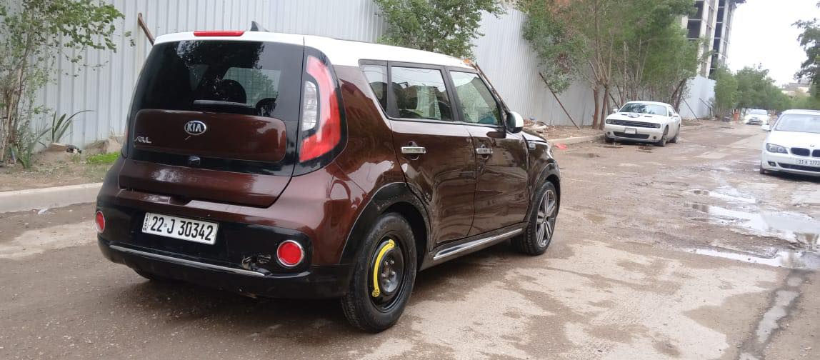 سلام عليكم لبيع كيا صول موديل ٢٠١٧رقم اربيل تحويل مباشر سعرهه ٨٨ بيهه حادث مثل صور بس كصه قماره سياره فول فول جتي لاين مكينه ٢٠٠٠ مكان سياره بغداد المشتل استفسار ***********
