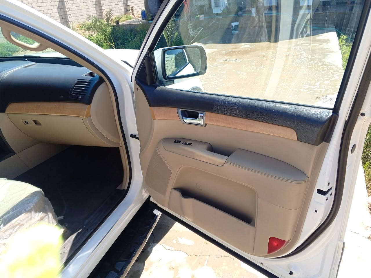 السلام عليكم ٢٠١٠ بيهه جامرلغ السائق وبنيد مصبوغات بدون دواخل مكينه مبدل كاز كيت لاصرف لابخار تخم تاير جديد مكاني ديالى بعقوبه تقاطع القدس السعر ١٢٨ وبيهه مجال رقم الهاتف ***********
