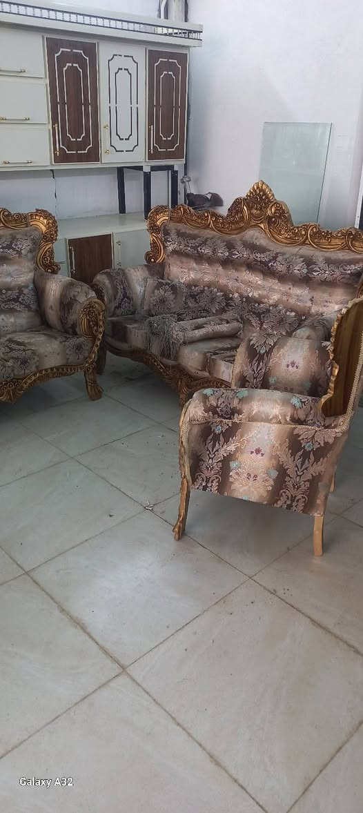 العنوان ميسان العمارات الجديده مقابل العمارات الملح للاستفسار واتساب *********** ويوجد خدمه تبديل القديم بالجديد
