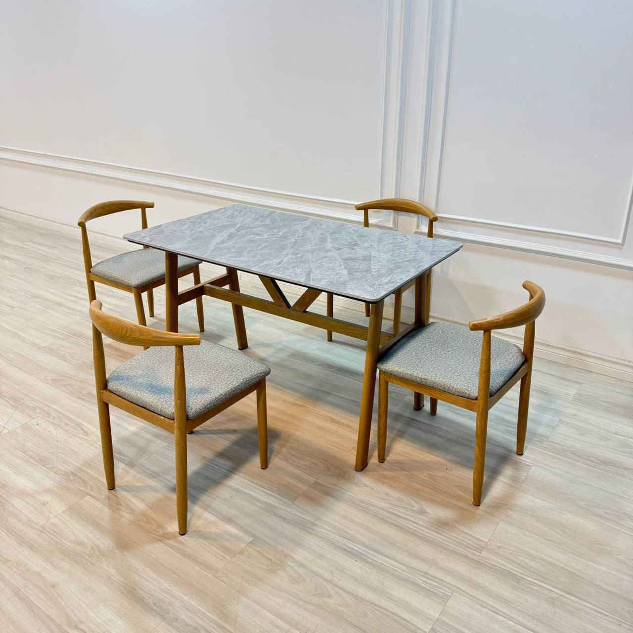 السلام عليكم
ميز طعام 4 كرسي رجل حديد دوشمه

 جلد سطح الميز رخام مزجج 

قياس الميز 70*120 سم 

هيكل حديد بالكامل صبغ حراي 

السعر 180الف

 للتواصل دايركت 📩


**إذا كنت صاحب هذا الإعلان وتريد حذفه لأي سبب، رجاءا أرسل رسالة إلى الدعم الفني**