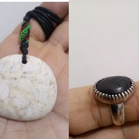 خاتم سلوى مع قلاده عطف قديمان التواصل خاص او على الرقم 07805798007