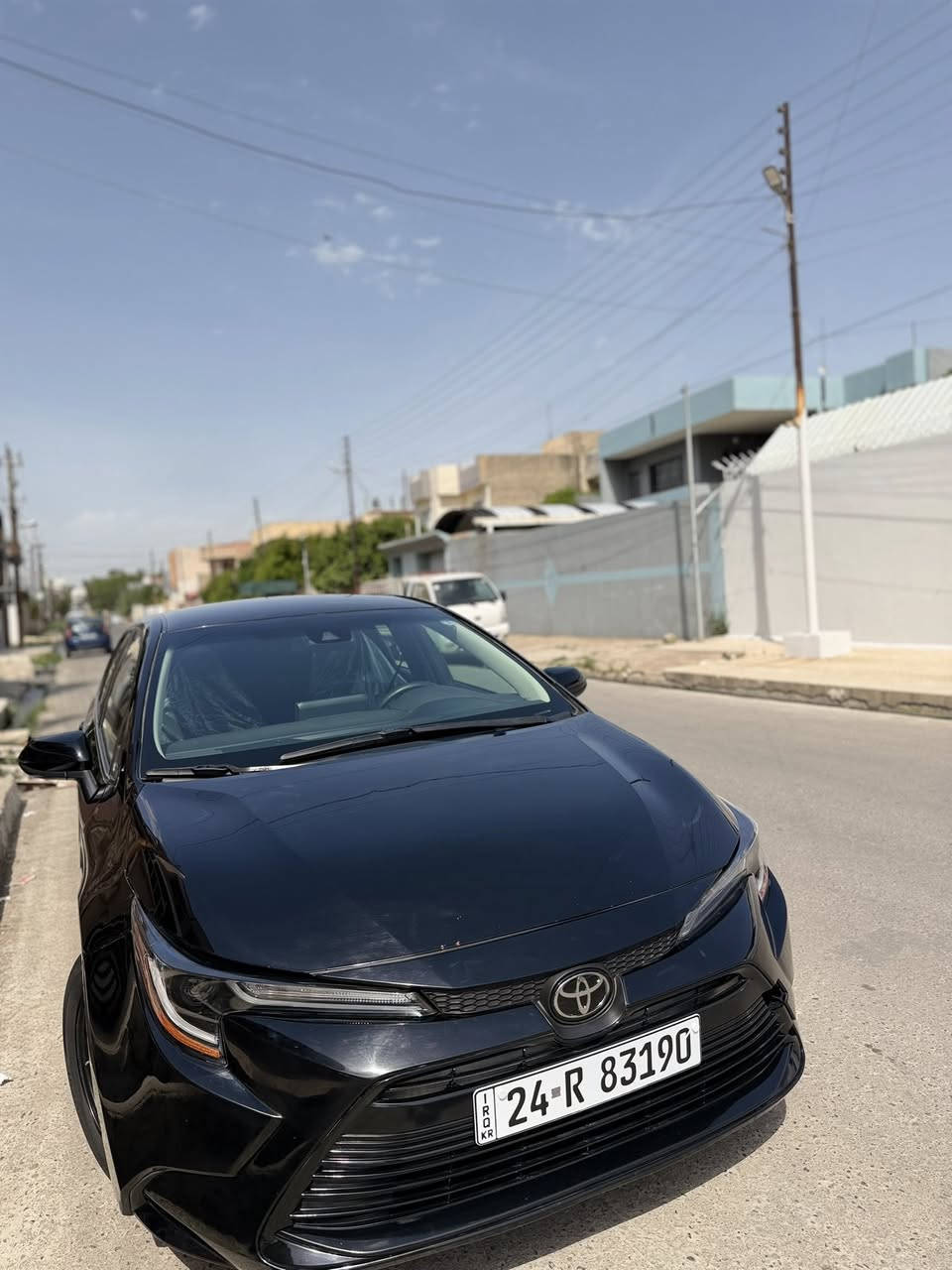 كورلا ٢٠٢٥le
السيارة ماشية ١٤٠٠٠mi
مواصفات
هاند بريك بصمة
اوتو هولد
لايت عالي حساس
شاشة كبير
ابل كار بلي
تحديد مسار
رادار امامي
تحديد سرعة 
وباقي المواصفات المعروفة للكورلا
حادثها بوند بدون دواخل
محرك ٢٠٠٠
للتواصل
***********
السعر ١٥٠وبي مجال
