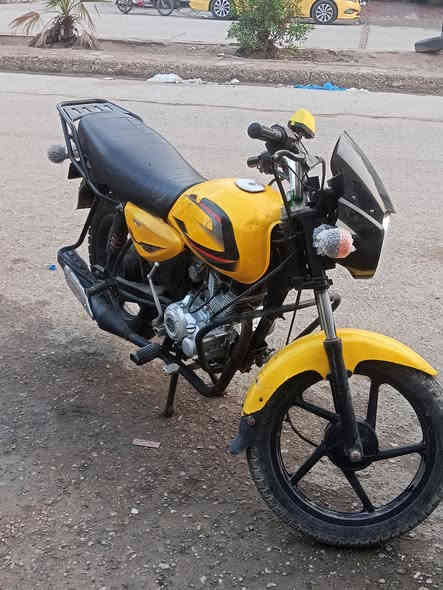 السلام عليكم دراجه بوكسر للبيع موديل 21اوراق اصولي 7 مكان نعمانية شراي يتصل ***********//***********
