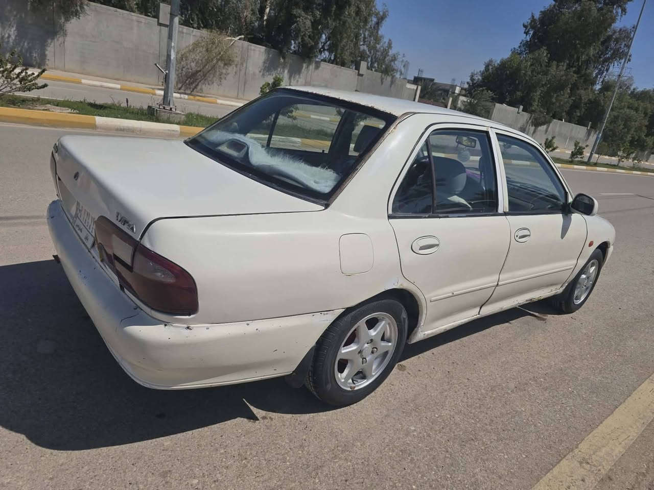 براتون 2002 كير  ومحرك الانترا 5نمر ب35وبيها مجال بسيط
شراي ينتصل ***********
