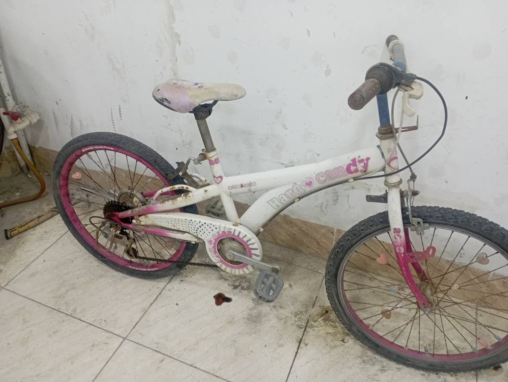 باسكيل لبنات للبيع جديدة ما بيها عيب رقم 20 سعر ٥٠ و بیها مجال مکانی كركوك ما عندي توصيل 
پاسکیل کچانە بۆ فرۆشتن هیچ کێشەی نییە ڕەقەم ٢٠ نرخی ٥٠ هەزار معاملەشی تێدایە شوێنم کەرکوکە گەیاندنم نییە كركوك, العراق


**إذا كنت صاحب هذا الإعلان وتريد حذفه لأي سبب، رجاءا أرسل رسالة إلى الدعم الفني**