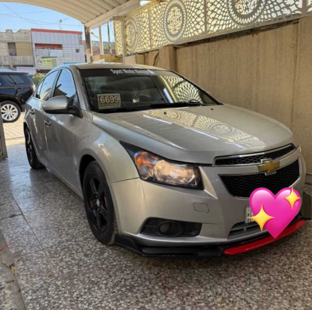 شوفرليت كروز 
رقم انكليزي جديد مميز
مكينه 1400 تيربو
مواصفات فول عدئ البنوراما
سنويه 2030 
بأسمي السعر ١٣ مليون وبيها مجال حك الجيه
وحسب وضعيته الشخص الطالب جامعه اله خصم شخصي
عنواني العطيفيه 
***********
