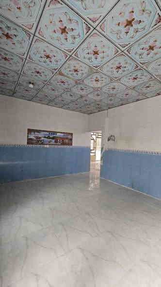 ⚜️دار 200 متر طابو سند 25
⚜️السعر  55 مليون 
⚜️البناء : تجعيب.. طابوك..  بلوك عكاده
⚜️غرفتين ،صاله ،استقبال ،،مطبخ ،،صحيات،  طارمه حديقه
⚜️عنوان الدار 
النجف الكوفه ناحية البراكيه  شارع المطار القديم مقابل مجمع الكوثر الطبي ***********
