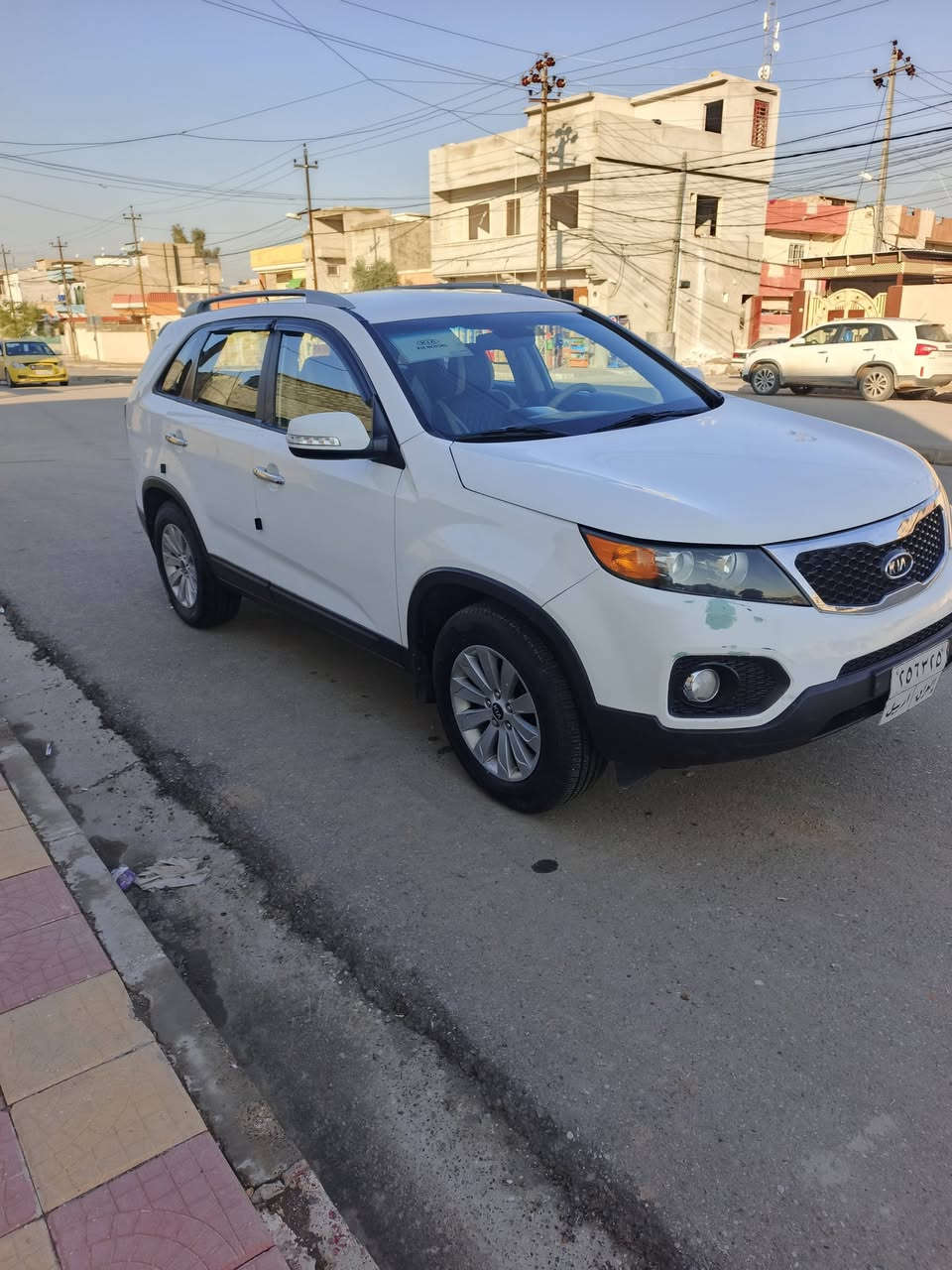 للبيع سورنتو موديل 2012سبعه راكب رقم اربيل سنويه ساقطه من 2022شرط تحويل طخم تاير حداديه جديد تبريد شغال ودافتئه شغال مكينا 16جي دي اي السياره ضررها مال تحرير شويه التكم صبغ الجاملق الورا شويه تعديل مكفوله من الكص السعر 125 وبيها مجال مكان السياره الموصل الايمن حي اليرموك 
رقم الهاتف 
***********
***********
