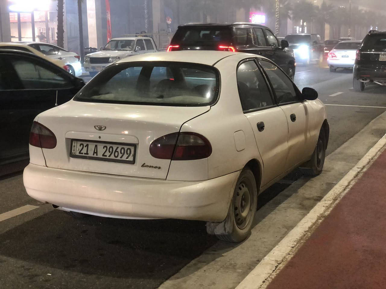 سلاو لە هەموو هاورێیانی خۆشەویست دایۆی لانۆس گێر ئۆتۆماتیک مۆدێلی 1999 سەنەوی و هەمووشتێکی تازەیە سەیارەیەکی هەتا بلێی بێ موشکیلەیە مالی دۆستە سەیارەکە لە سلێمانیە 42$ مەعامەلایەکی برایانە
***********
