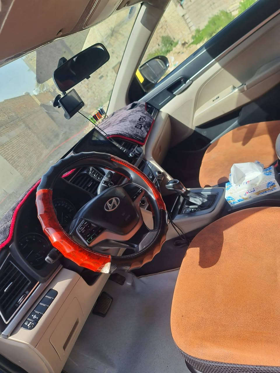 السلام عليكم النترا موديل 17 وارد خليجي السياره كفاله عامه محركه 2000 دوش السونار داخل المنشور السعر 125 وبيها مجال العنوان بغداد تقاطع النهروان***********
