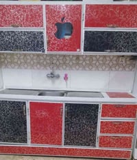 للبيع الشراي يتفضل خاص او اتصال 07813643393