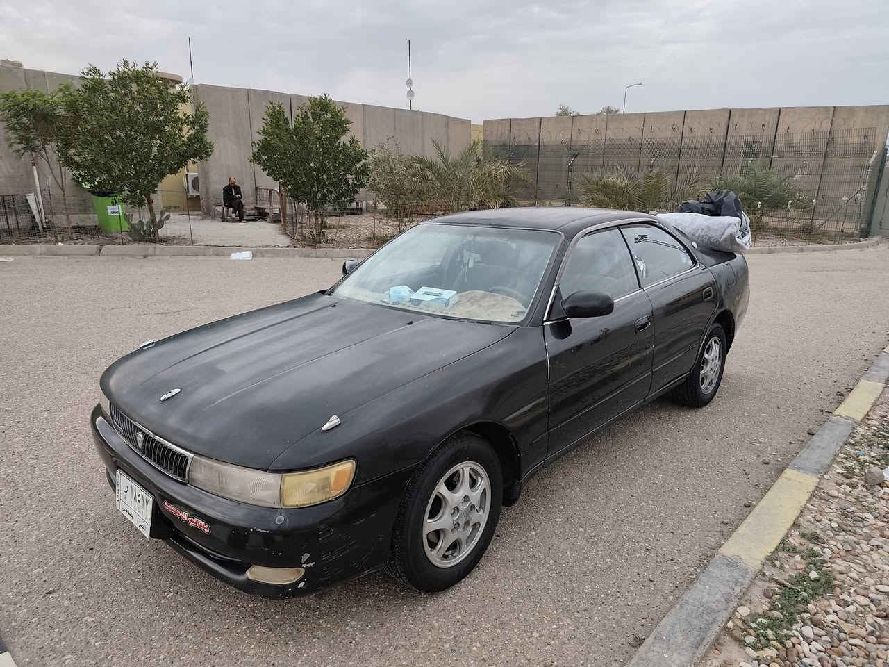 السلام عليكم ورحمه الله وبركاته سياره شيزر للبيع سياره مكفوله من كص ونقل جثه العنوان  البصرة قضاء المدينة ام شويج رقم الهاتف ***********
