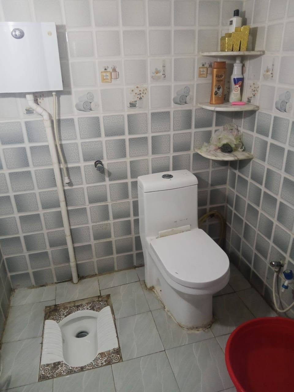 السعر بنهايه المنشور اقرو تفاصيل البيت 👇
.
السلام عليكم بيت طابو صرف طابوك اعكاده بيت ترميم جديد بي 3 غرف ثنين كبار وحده زغيره وبي صاله وبي صحيات عدد 2 وبي مطبخ وبي استقبال وبي طارمه جبيره ع طول وجه البيت 
اخوان موقع البيت بملحق القادسيه يم مدارس العميد السيدين الجدد مال الحر مقابيل حي المؤمنين المنطقه كدامكم شوارع تبليط ومقرنص وحديقه كدام البيت + على الشارع كلشي متوفر مدراس جامعات مدارس اهليه وحكوميه مستشفى التركي تبعد عنها كيلو واحد صيدليه ع الشارع مخابز اسواقات كلشي تردون مطاعم سوك كامل على الشارع وسيارات العتبه لي تاخذك للولايه تجي يمنه ع الشارع البيت صاير سابع بيت ع الشارع ولي يريد فيديو للبيت يراسلني....
اخوان سعر البيت 220 وبي مجال قليل 
رقمي ***********
يشتغل بي وتساب والخاص هم موجود
