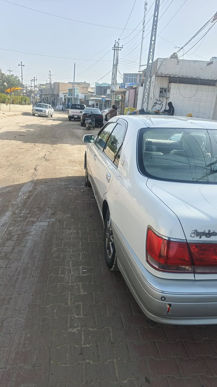 السلام عليكم للبيع ملكه 2002  دكمتين شاصي 71 العنوان النجف الحيره للاستفسار *********** السياره مكفوله كفاله عامه

