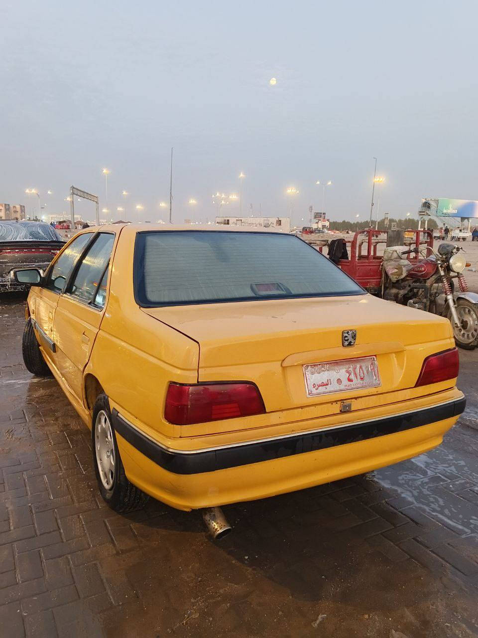 السلام عليكم بيجو بارص موديل 2012 كير مكينه تجي تفحص وتطلع حداده خير من الله تبريد بس غاز عوزهه الرقم احمر صاحب السيارة جيرانه بكيفك تحويل مكاتبه ..السعر 18 ورقه والهيئة عليك مطلوبه ٨٠٠ الف ...لا تجيني تكلي شنو تفاصيلها أقره المنشور عدل وخابرني وانه خادم محتاج وريد ابيع هذه واتساب ***********
