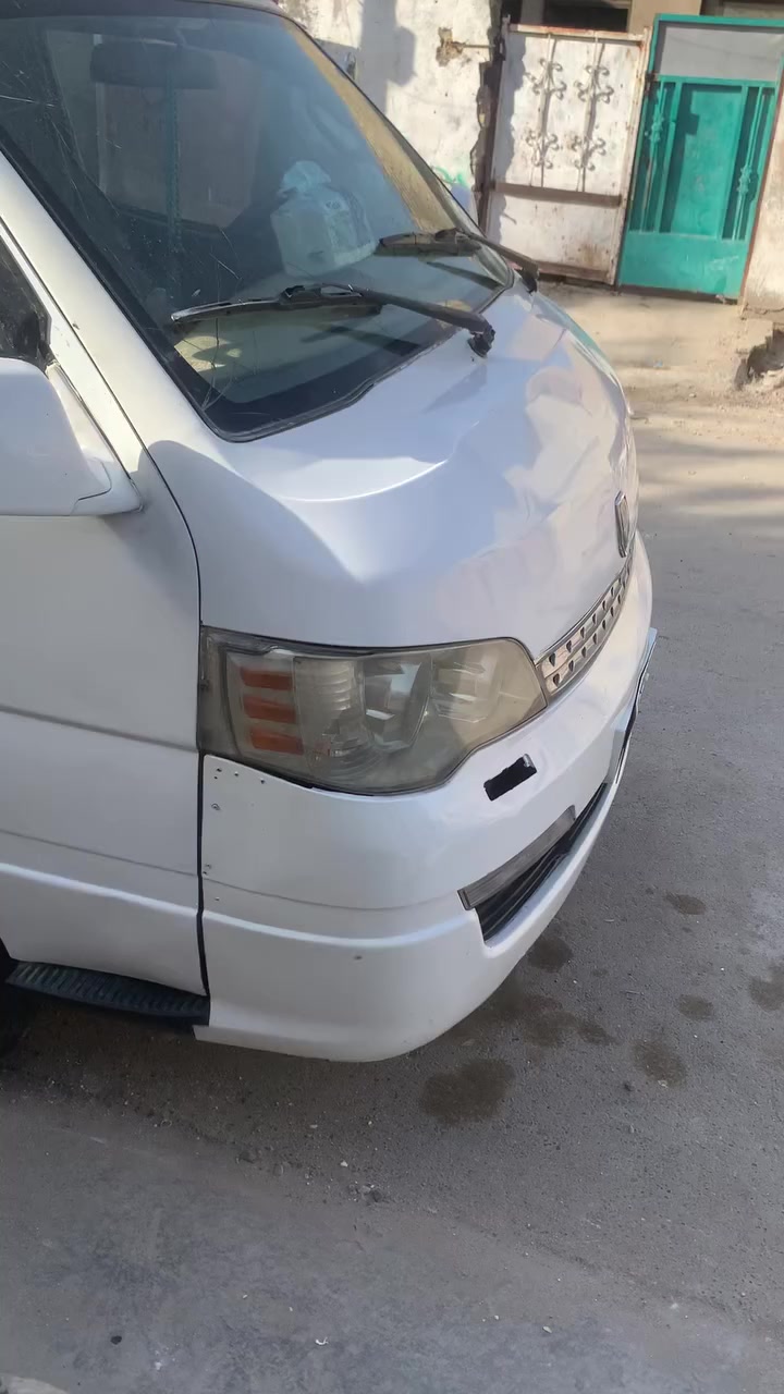 سلام عليكم سياره جنبي ١٤مصفره بيه صبغ جنطه جمليه بيه بلجم رصعتين ومصبوغ كبل تحويل إنكليزي مكاني بغداد حسينيه رقم ***********  السعر ٨٠بيه مجال
