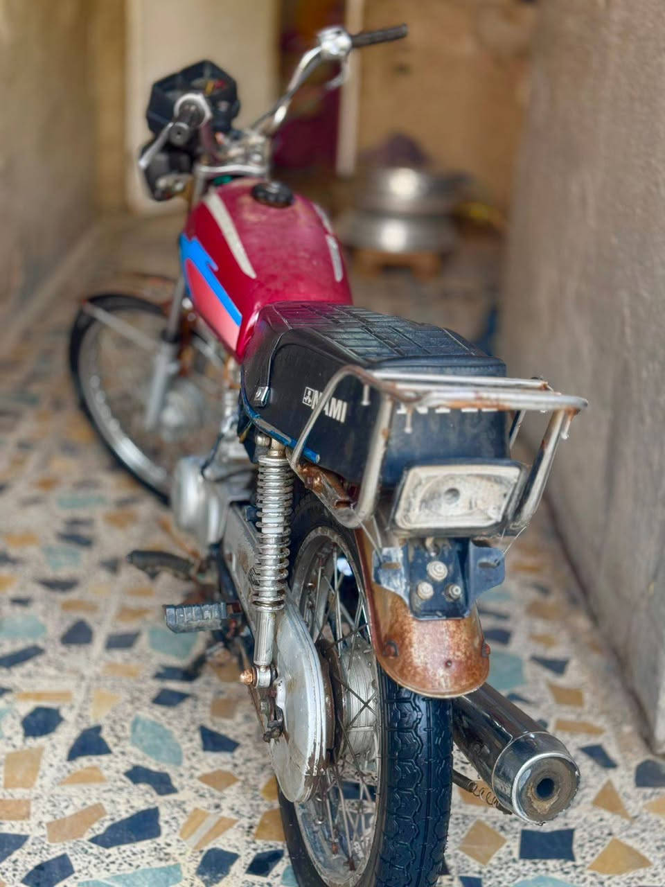 سلام عليكم
دراجه ناما للبيع موديل 19 أوراق اصولي بأسمي 
دراجه ما بيها اي نقص مال بيت 
الرقم// ***********
