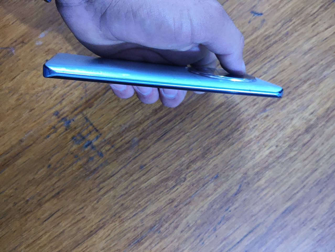 سلام عليكم أجهزة مال بيت نظيفات اثنين X9C عشوائيه 12 وذاكرة 256 و ريلمي 12 برو بلاس ذاكرة 512 معروفه مواصفاتهن مكاني بغداد شراي اتصل او خاص ***********
