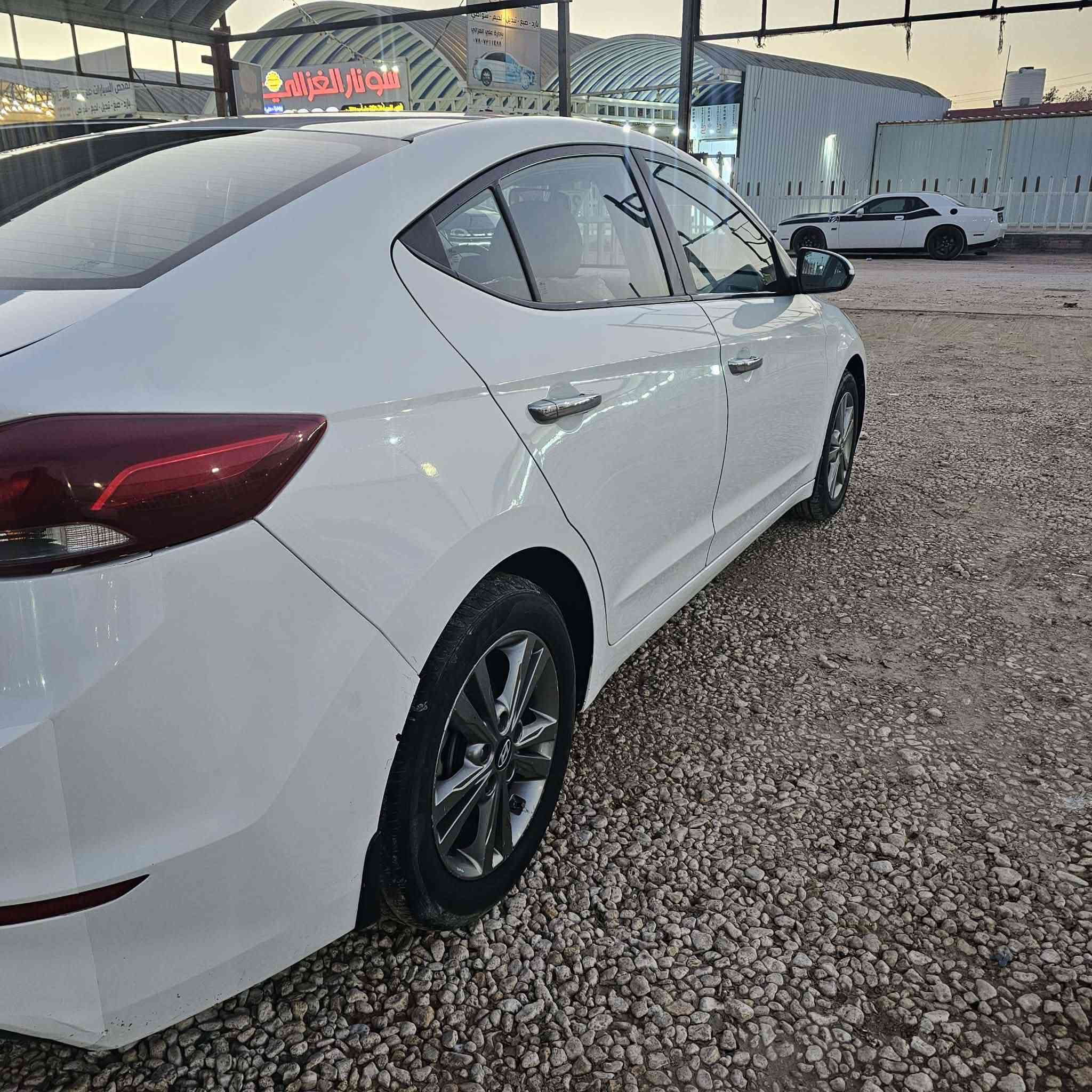 النترا ٢٠١٧خليجي محرك ٢٠٠٠ فول مواصفات عده البصمه  مكفوله كفالة عامه من صبغ وتبديل وضربه جاهزة تبريد حداديه جديدة رقم اربيل تحويل او وكاله مكان السيارة الديوانية قضاء غماس استفسار ***********
 *********** السعر ١٤٥ وبيه مجال مكلف بلنشر
