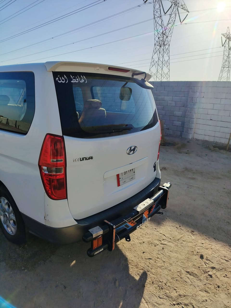 سلام عليكم ستاركس موديل 2014 مفتوح ومحور مسكر تحوير درجه اولى بيه تبديل بنيد فقط الباقي كفاله عامه قطره صبغ مابيه حداده وتخم تاير جدد قبل اسبوع بدلتهن جدد السياره جاهزه برغي مانقصه السياره احلى من الصور دواخله جدد سعر 185 ورقه مكان بصره الزبير للاستفسار اتصال على الرقم ***********
