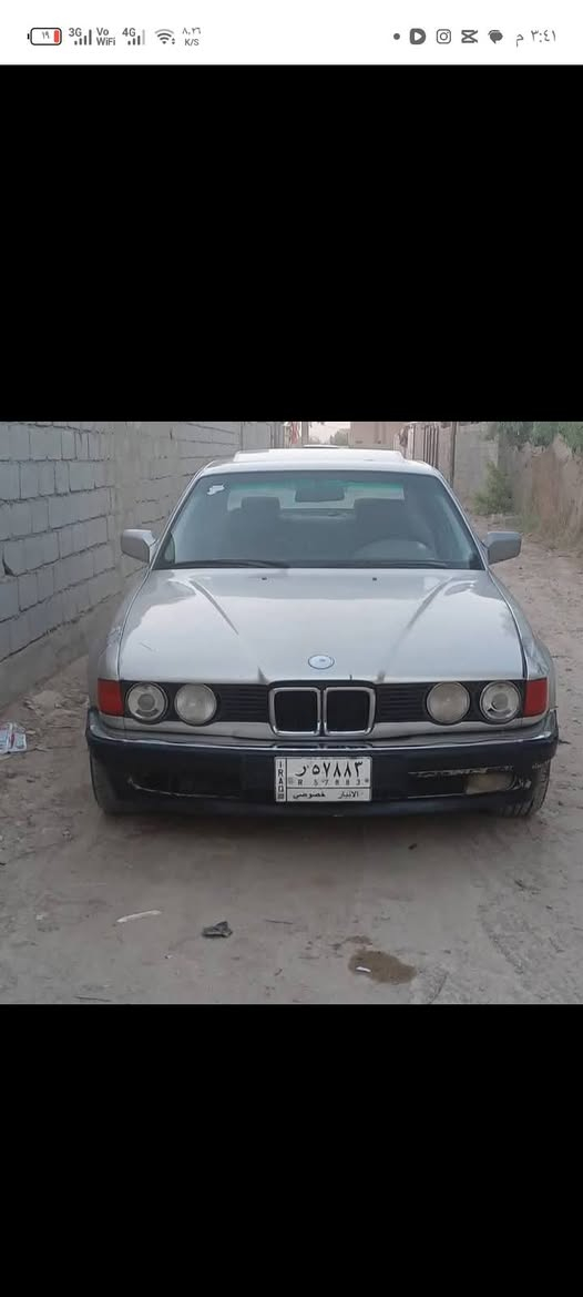 السلام عليكم بي ام دبليو للبيع مكينة حاوية وكير جديد السيارة تريد ترتيب موديل 1993 السعر 33 وبيه مجال يرهم مراوس حسب القناعه مكان السيارة الصويرة رقم الهاتف ***********
