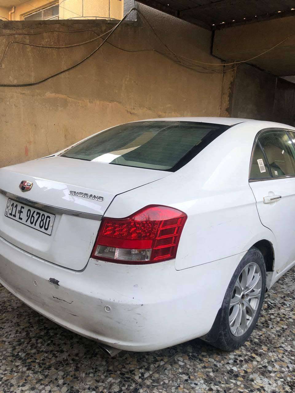 السلام عليكم للبيع سياره ام كراند موديل ٢٠١٣ باسمي بغداد مكينه ٢٤٠٠ تبريد شغال قطعتين بس بيهه مشكله كهربائيه ابيعهه عله حطتهه وهذه رقمي ***********
