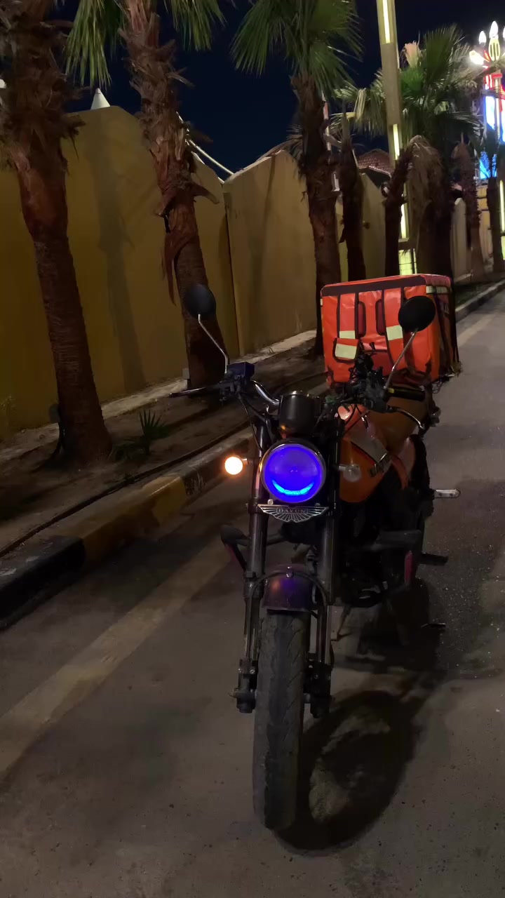 سلام عليكم دراجه للبيع دايوان لايتي موديل ٢٢ دراجه كلش حلوه ونضيفه محرك كفاله وشوفت عينك دراجه تخبل بس عوزهة شغلات قليله متصرف عليهة ٥٠ الاف رقم *********** واتساب واتصال ماسنجر مامتوفر
