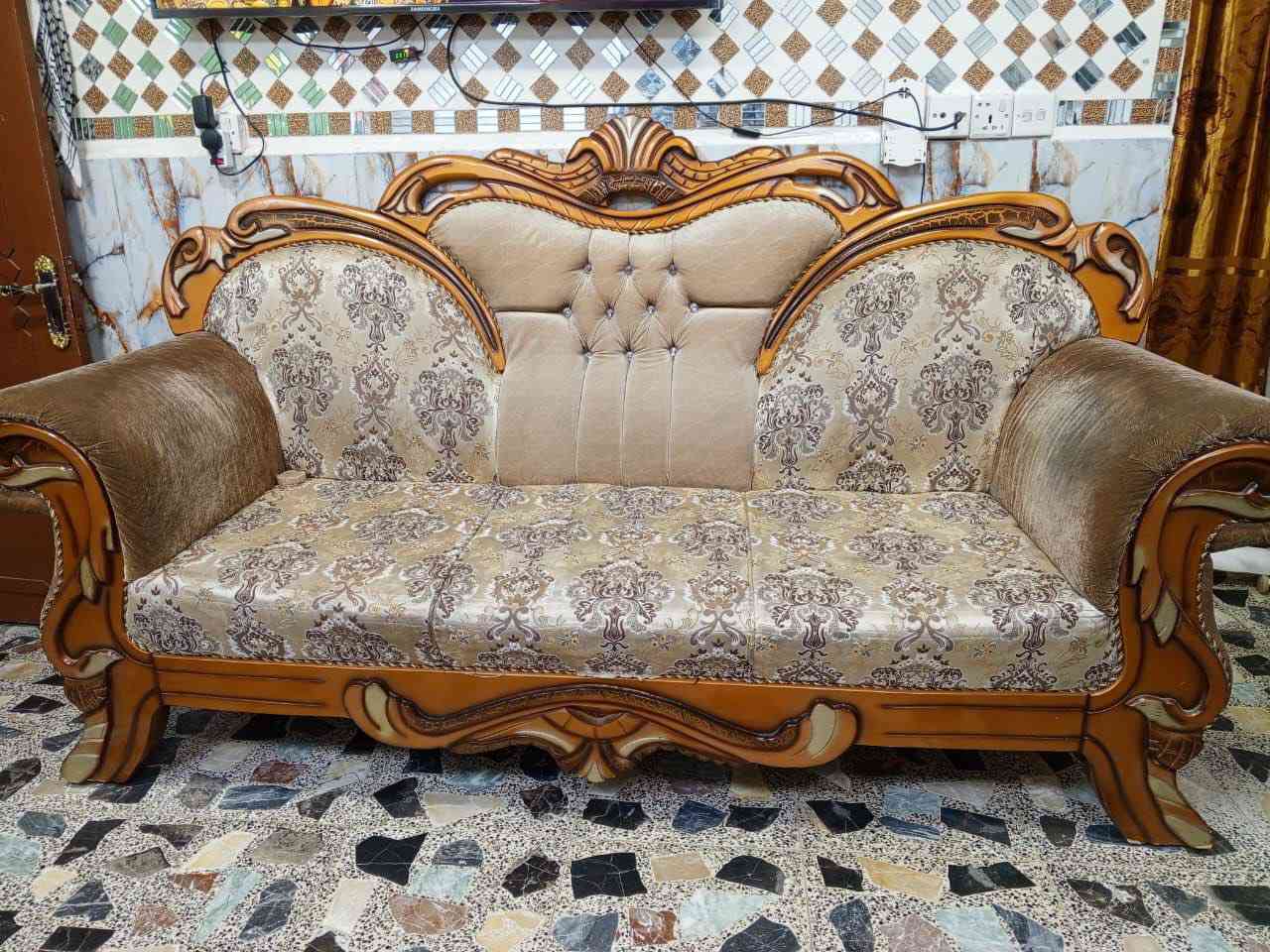 السلام عليكم تخم ملكي ١٠  مقاعد نظيف ب ٣٠٠ الف و مكان الحريه


**إذا كنت صاحب هذا الإعلان وتريد حذفه لأي سبب، رجاءا أرسل رسالة إلى الدعم الفني**