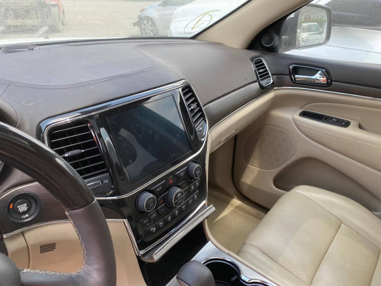 جيب كراند شيروكي للبيع
موديل 2019 وارد امريكي اوفر لاند دفع خلفي بلادي ماشيه 75 الف  حادثها موضح بالصور موجوده في بغداد الغدير للاستفسار اكصر الاتصال على الرقم ***********
