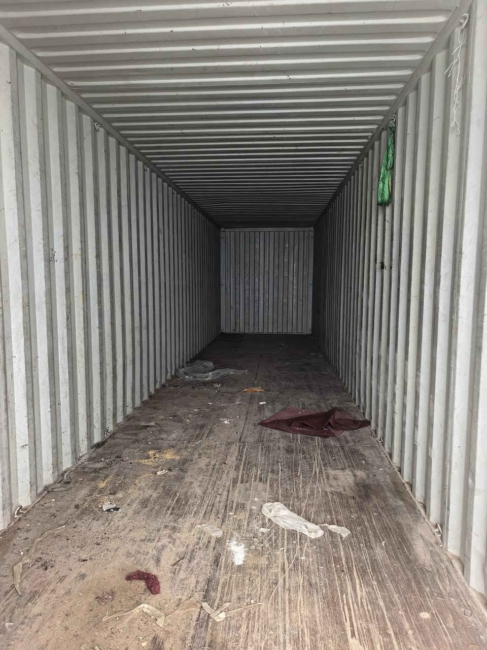 ياالله 🧿🧿🧿 وصول حاويات طول ١٢متر الارتفاع 290 سم شركة أوفر گرين وزن حديد ثقيل بنظافة أكثر من 85 بالمية عنوانا نجف الاشرف الاستفسار ع الاتصال🧿🧿🧿🧿 *********** 🧿🧿🧿🧿
