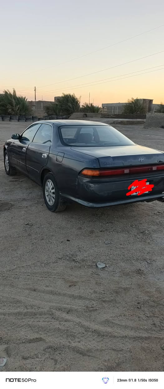 سياره مارك للبيع موديل 2000 رقم انكليزي لون رصاصي مكفولة من ضربة وكص ونقل جثه وصبغ فقط مجورده محرك ديلكو 2500 كير جديد حداديه توني مسويها رعيها يمي يريد تحويل محورها فانات إذا تريد ترجعها موجودات غراضها يمي العنوان البصرة القرنه رقم تليفون *********** بيه واتساب
