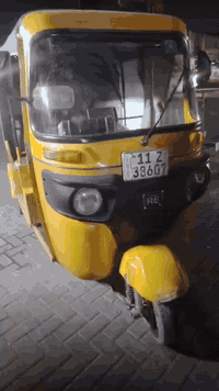 السلام عليكم شباب مكلف بالنشر
تكتك موديل 2020 مرقم رقم انكليزي بيهه ضربه بالصفحة جهه اليسره بس راجعه على البارد وضربه بجهه اليمنى يم مال بانزين وضربات خفيفه السعر 6 وبيهه مجال
الرقم ***********
