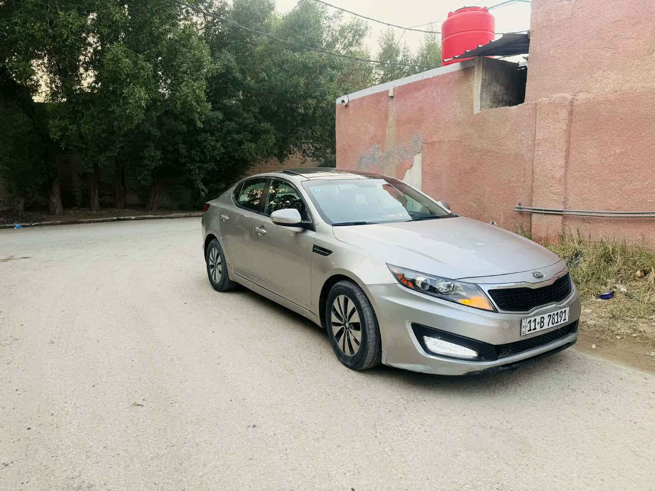 رقمي *********** مكان السيارة حلة المركز
