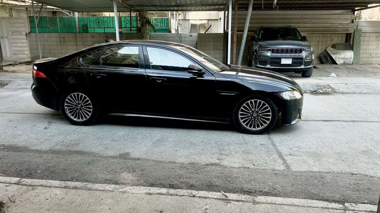 السلام عليكم ورحمه الله وبركاته للمراوس فقط جاكوار 2016 فول مواصفات السياره مكينه 6 سلندر سوبر جارج مكينه كير خير من الله بيها جاملغ وبنيد السياره متنانه رزانه انسى اكو عطلات ومشاكل العنوان بغداد المنصور دور السود مقابل سكه القطار السعر 155 وبيها مجال السياره بسعر سوناتا ويلها يسوه الكوري كله ***********
