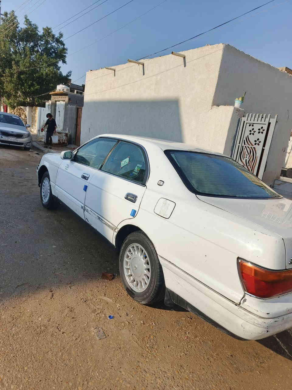 السلام عليكم سيارة بطه فصل رقم الانبار مشروع وطني 
تحويل ثاني يوم بيه كصه طنطه حداديه جديدة تخم تاير 
مكينه وكير مكفوله ما متواجد على الفيس
***********
السعر 35 وبيه مجال
