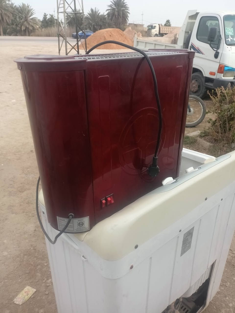 اغراض مناسبه للبيع واسعار رخيصة
غساله نوع هيتاشي ياباني السعر 75 صوبه نوال اصليه اخت الجديده سعر 15الف مكنسه السعر 35 رقم الهاتف ***********
