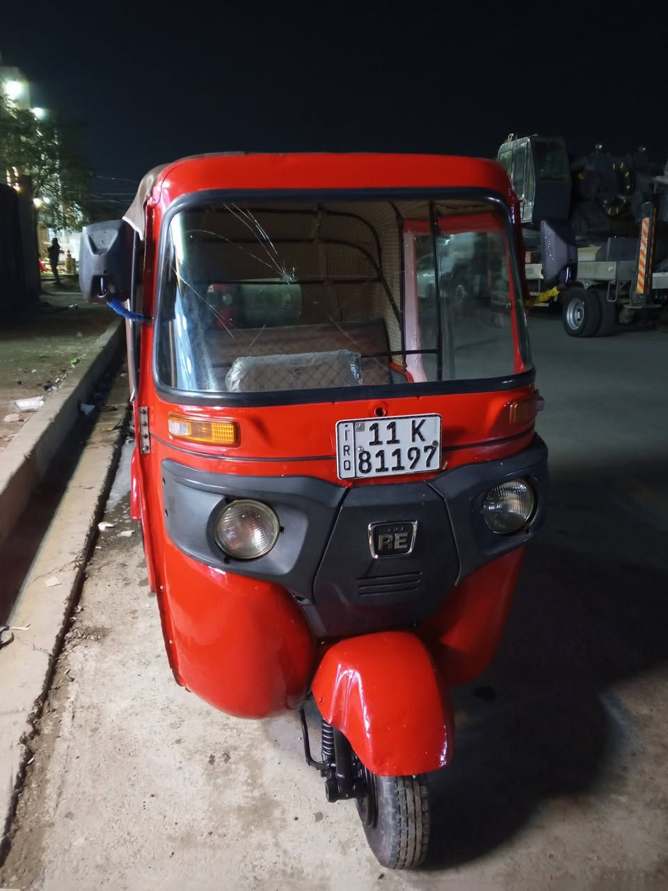 سلام عليكم تكتك 18رقم وسنويه تحويل ثاني يوم مكينه خرسه التكتك مرشوشه جماليه بدون ضربه بيها بس ضربه بل لغد من جوه ومعمره تكتك حلوه مكاني بغداد سبع قصور ***********
