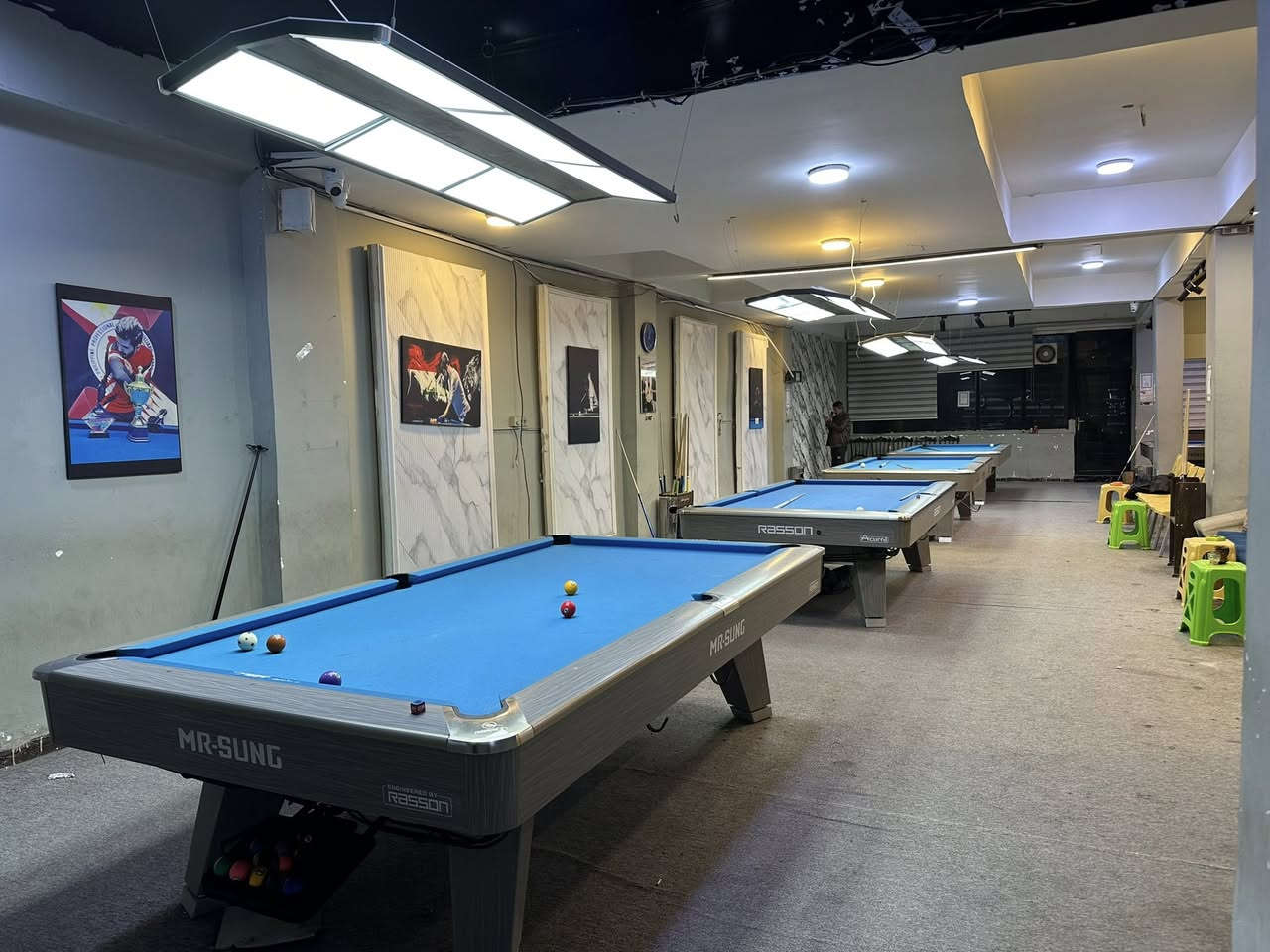 السلام عليكم ورحمة الله وبركاته ميز بليارد راسيون عدد 2 نظافه 100 بالميه قماش مبدل مره وحده ميز اكس انجي عدد 1 نظافه 100 بالميه جديد كلش للاستفسار الاتصال ع الارقام تاليه
***********
 *********** واتس
