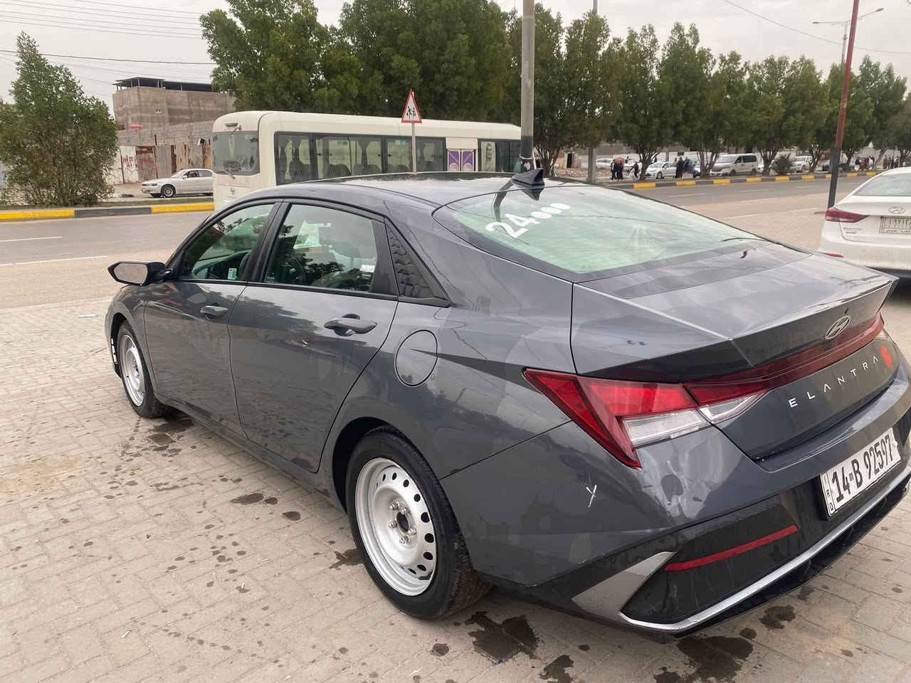 سلام عليكم  للبيع
هونداي النترا
محرك 2000 دوش المرغوب 

٢٠٢٤

الموصفات 🔻

🔴 مفتاح بصمة 

🔴 بصمة أبواب 

🔴 دخول ذكي 

🔴 بصمة صندوق

🔴 تشغيل عن بعد 

🔴 فول تحكم ستيرن جهتين

🔴 شاشة كار بلي 

🔴 كامرة خلفية دوارة 

🔴 رادار امامي 

🔴 رادر جانبي 

🔴 رادر خلفي 

🔴 تحديد مسار 

🔴 مثبت سرعة 

🔴 نقطة عمياء 

🔴 بريك تفاعل اوتتماتيك اثناء اقتراب من الجسم

🔴 انظمة قياده Drive mode ثلاث وضعيات 

🔴  لايت حاجب لد

🔴 صندوق ذكي يفتح عن الاقتراب 

🔴 نظام abs

🔴قيادة ذاتية
رقم بصره معوقين 
السعر ١٤٠ 
***********
