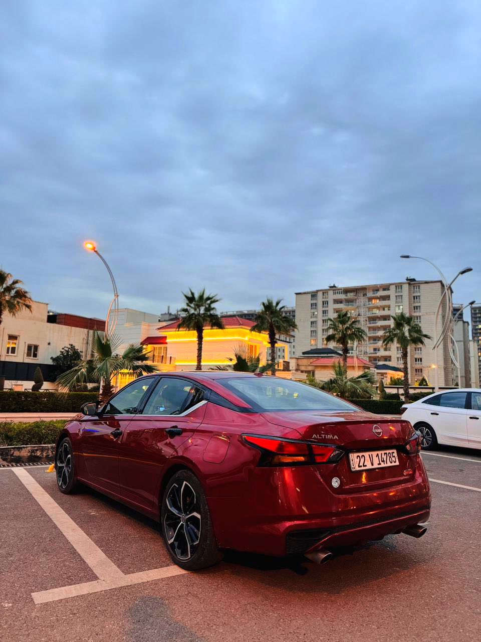 نيسان التيما 2024✅

مواصفات SR PLAS

السياره كامل مواصفات

_ سلايد 

_كشنات كامل جلد

_تدفئة كشنات

_شاشه جبيره كاربلي لاسيلكي

_كشن السايق والراكب كهرباء

_رادارات امامي خلفي جانبي (360)

_بصمه اباوب

_تشغيل عن بعد 

_ويل 19 تايرات بريجستون

السياره جديده بدون نقص  ماشيه 42الف بجم كبس ضرره جامرلغ خلفي وقبق جنطه وكلشي بل سياره على وضع الشركه ……

سعره 172وبي مجال 

1n4bl4cv4rn300788

‏


**إذا كنت صاحب هذا الإعلان وتريد حذفه لأي سبب، رجاءا أرسل رسالة إلى الدعم الفني**