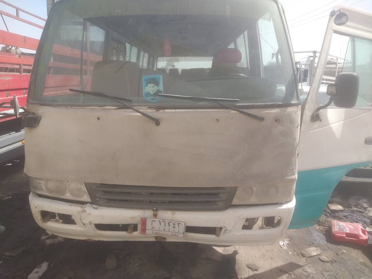 كوستر صيني رقم احمر  بصره ماندل رعيها 2005محرك كرنفال  لبيع اومراوس  بابل حله 55ورقة  ***********
