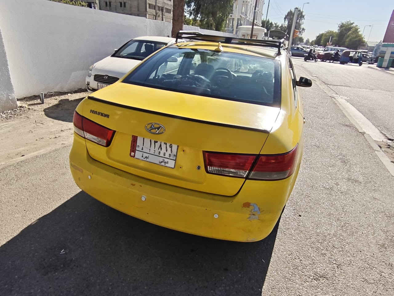 السلام عليكم
سوناتا 2008 خليجي محرك 2000 الفين بي خشونه 
كير صدر مكفول تبريد ثلج
ضربتها جاملغ ايمن مصلح نفسه بدون اي تبديل 
السعر 70 $ بيها مجال بسيط 
رقم ديالى مشروع وطني 
سنويه بعدلها ٢٥ يوم تسقط 
مكاني بغداد صالحية 
***********
