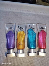 مكياج • على القطعة • متوفر