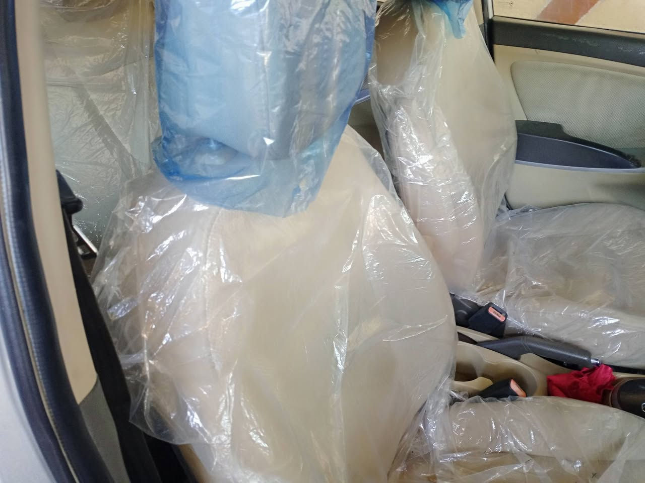 سلام عليكم سياره كسنت مديل 14 تبريد ثلج تدفه سياره نظيفه مال جناي كير وتماتيك ومكينه مكفولات سنويه ثمانيه وعشرين مداور ثاني يوم رقم قادسيه سعر 570 بيه مجال قليل قليل مكان بابل لحمزة لغربي ***********
