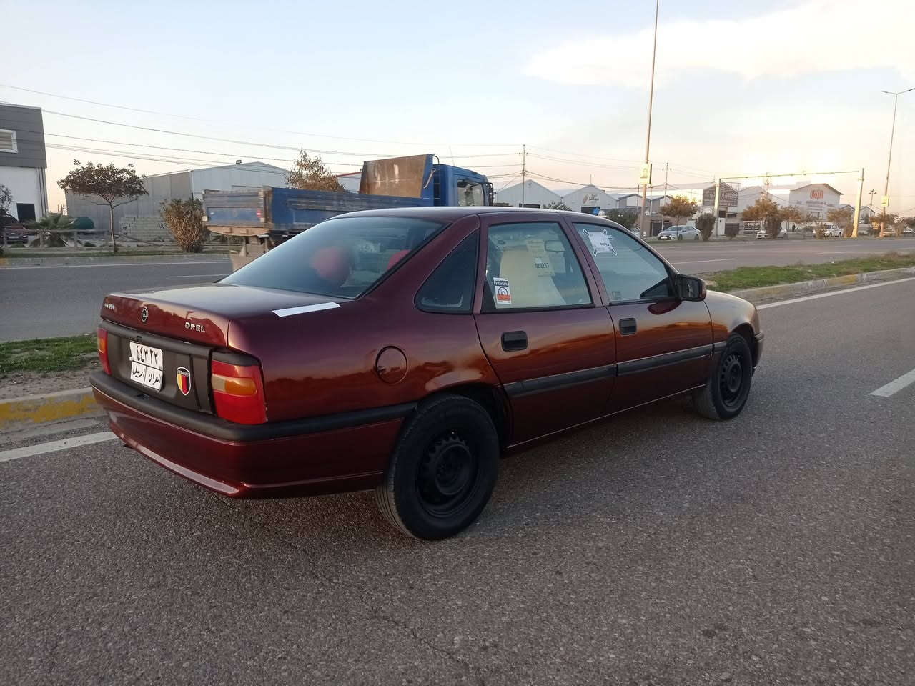 اوبل فكترا للبيع موديل 1993 محرك 20 شرط كير محرك بدون خياس بدون ضرر رقم اربيل سنويه منتهي شرط تحويل وكاله سياره بدون نقص او مصرف مال بيت سعر 40 مجال *********** 
عنوان كركوك شرايي خابر تحياتي للجميع
