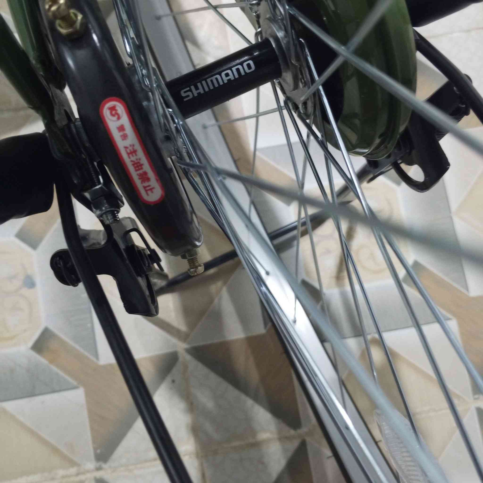 السلام عليكم
بايسكل BD للبيع 

بايسكل نضيف كلشش استعمال قليل شهرين بس 

حاوية اخذته اقصاد ب 225 الف 

السعر 180 و بي مجال

الرقم ***********
