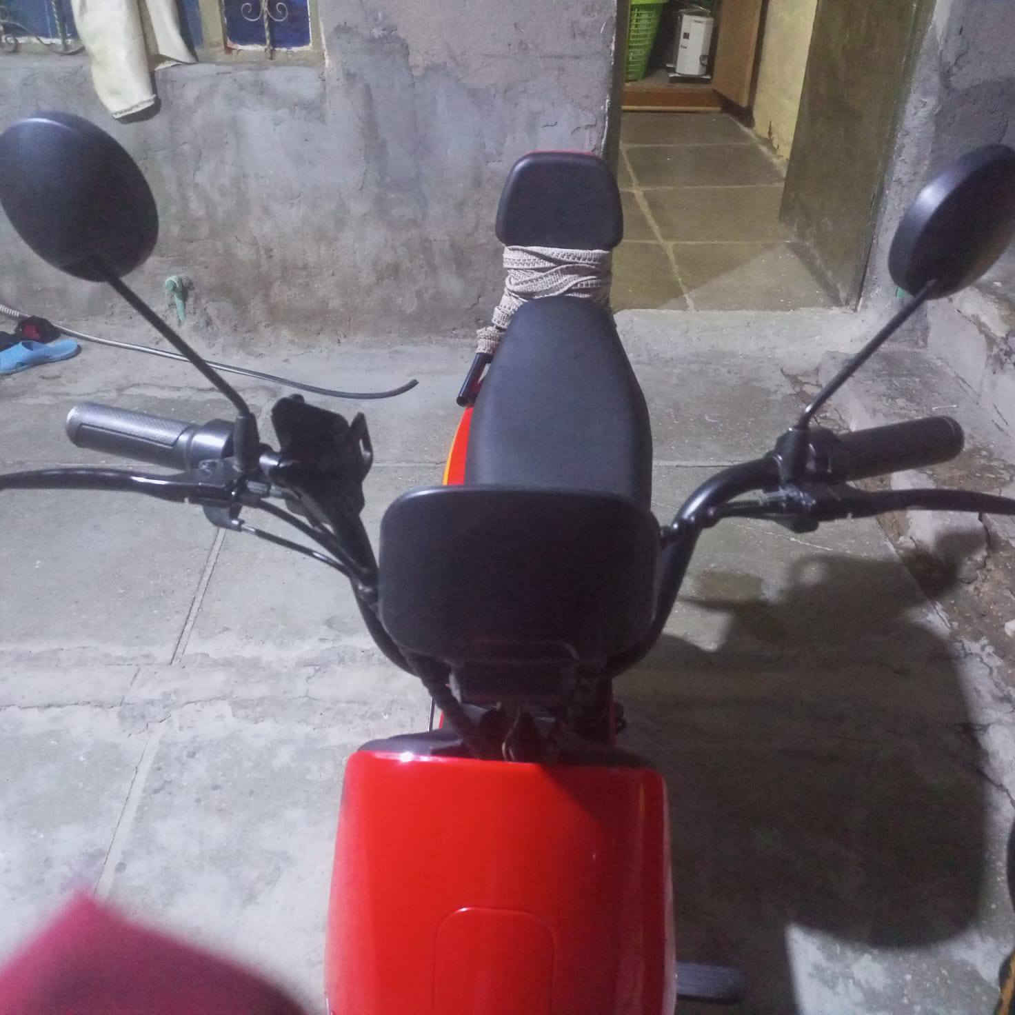 السلام عليكم شباب دراجه شحن حجم 14 للبيع اي عطل ما بيها بيها اربع بطاريات وبيها بلوتوث بيها دبل خلفيه وثلاث نمر اشائر لايت اي شيء ما بيها باي دار اسرعه حقيقيه 60 السعر 350 بها مجال راسلني خاص


**إذا كنت صاحب هذا الإعلان وتريد حذفه لأي سبب، رجاءا أرسل رسالة إلى الدعم الفني**