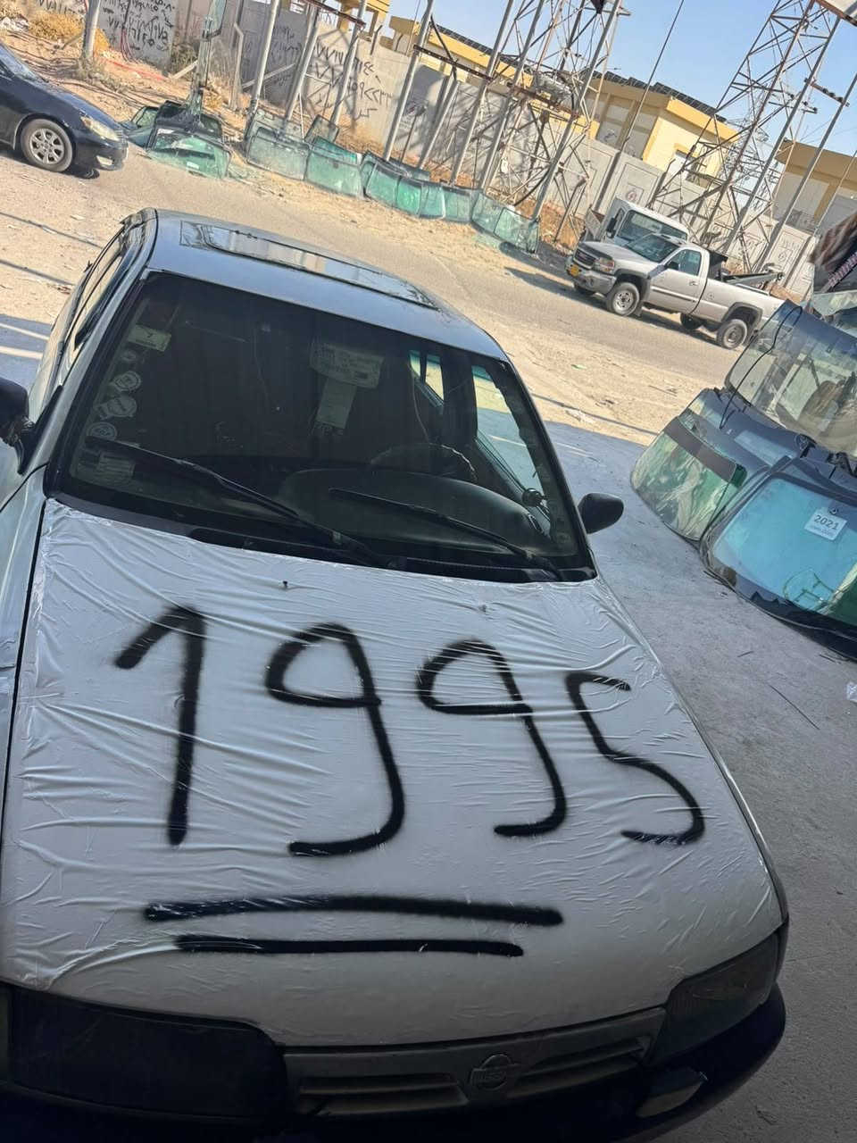 نيسان برايمرا موديل 95 كير ومكينه شرط سنويه جديده بسمي
صدر جديد سياره احلى من الصوره حيل حلوه السعر 21 وبيها مجال مكاني تكريت ***********
