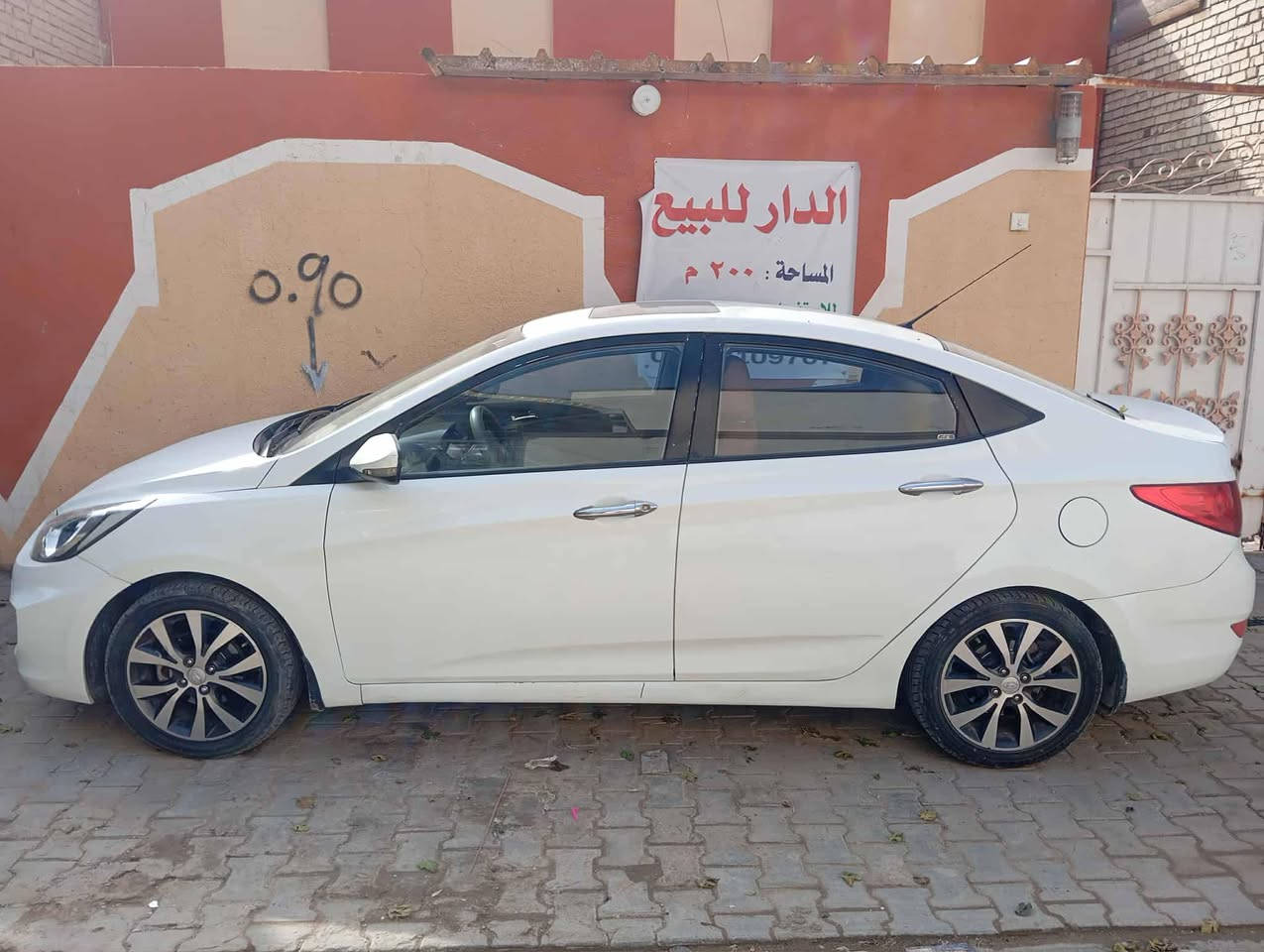 سلام عليكم  كسنت مديل 14شكل 15موضح بسونار
سياره جديده السعر 104 سياره الكربلائي الحر 
رقم الهاتف  ***********
